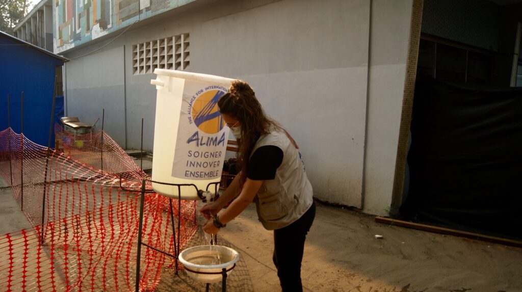 Aparté avec une ancienne – Philine Moucheront, chargée de support aux opérations chez ALIMA