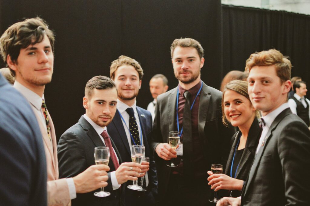 L'IRIS MUN a représenté les couleurs d'IRIS Sup' aux conférences d'Édimbourg et de Dublin !