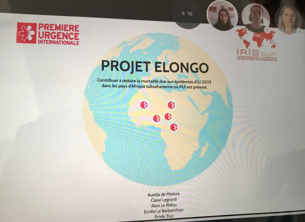 Les étudiants Manager de programmes internationaux présentent leurs projets devant un jury de professionnels