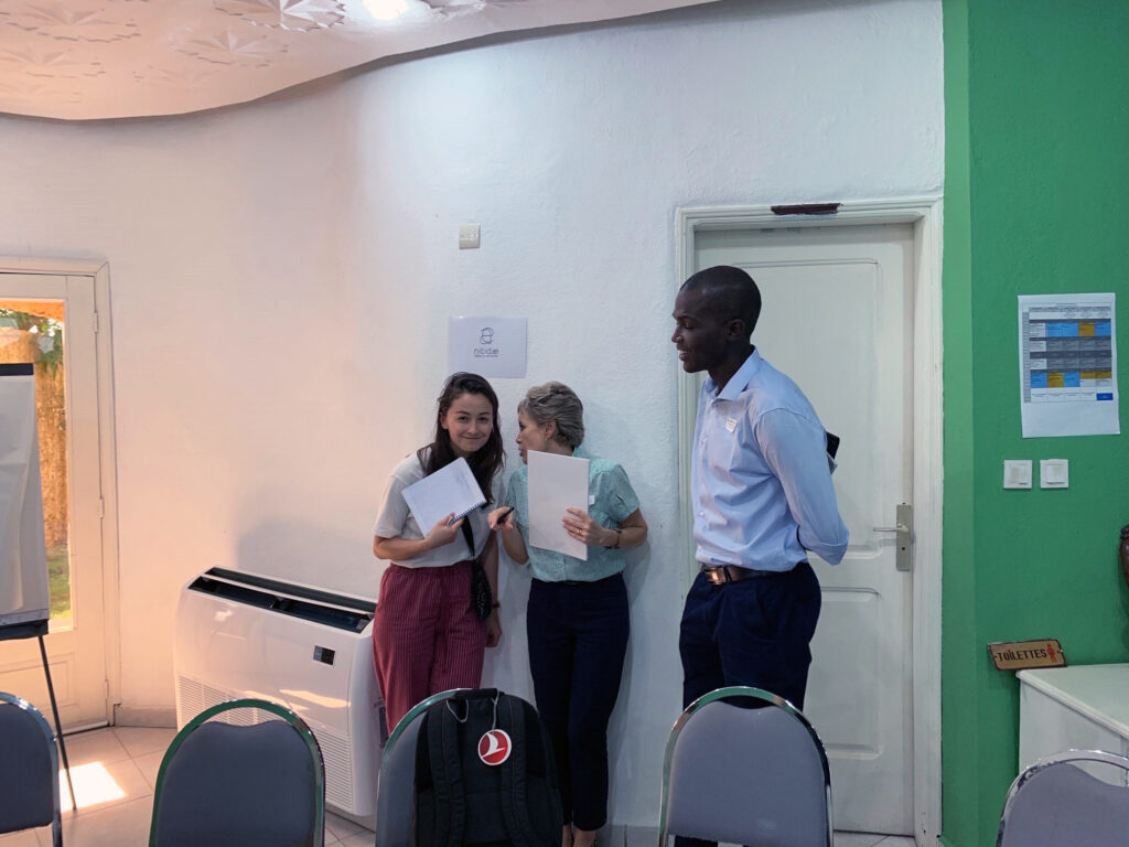 La 1re promotion Manager humanitaire à distance de l'IRIS fait sa rentrée à Abidjan