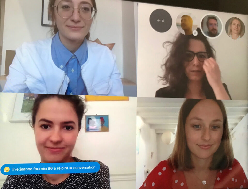 Les étudiants Manager de programmes internationaux présentent leurs projets devant un jury de professionnels