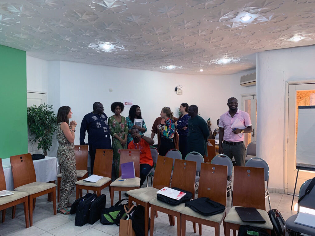 La 1re promotion Manager humanitaire à distance de l'IRIS fait sa rentrée à Abidjan