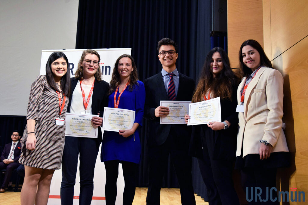 L'IRIS MUN a représenté les couleurs d'IRIS Sup' à la conférence MUN de Madrid !