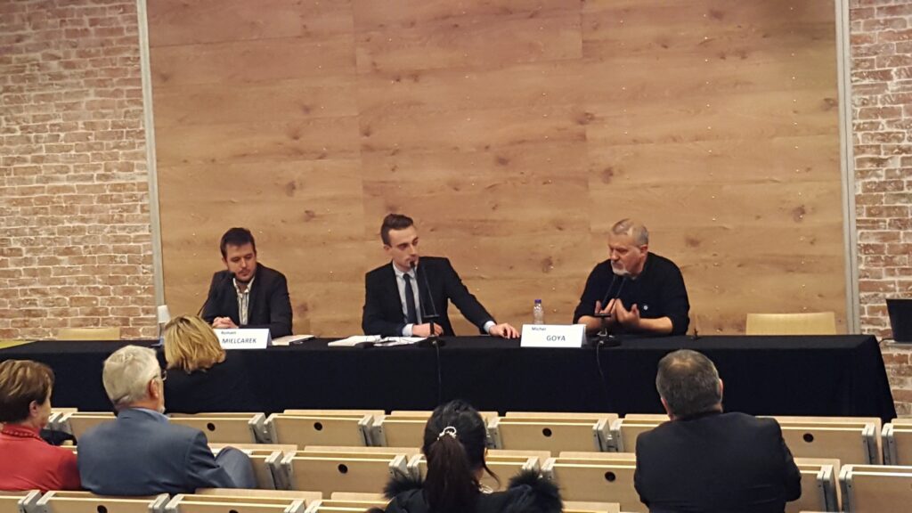 Première conférence de Accès Défense, une initiative des étudiants d'IRIS Sup'