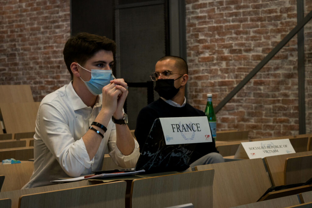 Une journée de simulation et de négociations pour les adhérents d'IRIS-MUN !