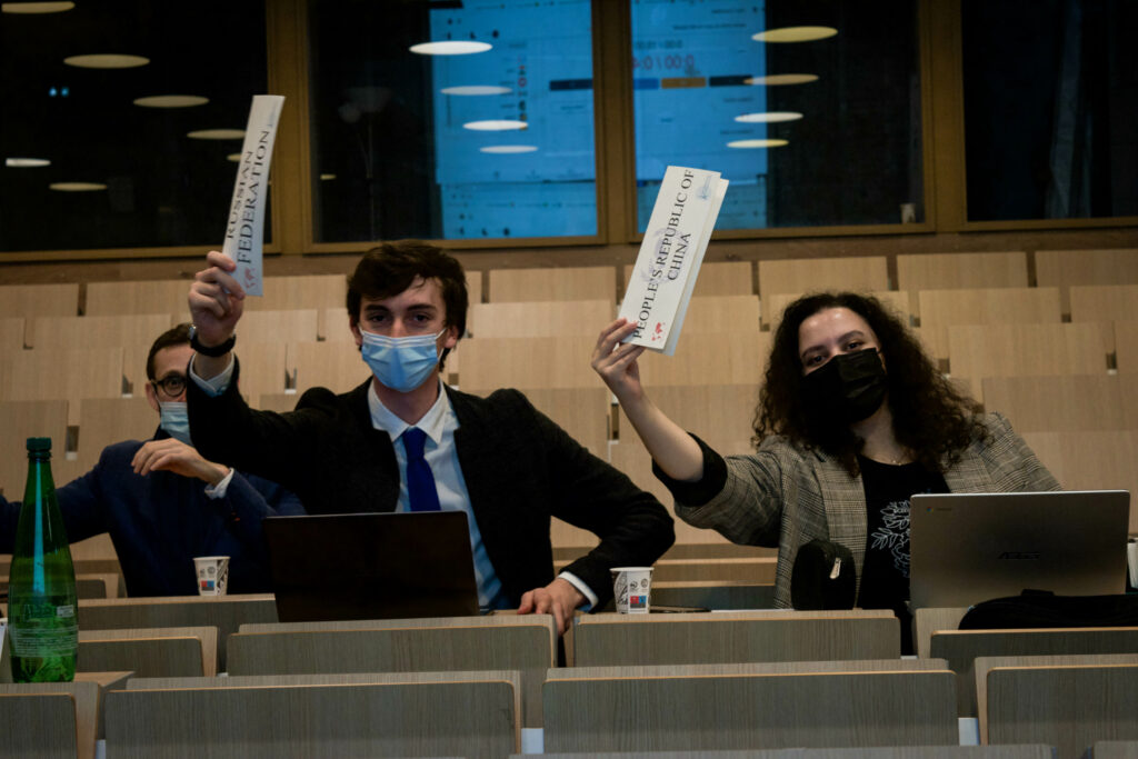 Une journée de simulation et de négociations pour les adhérents d'IRIS-MUN !