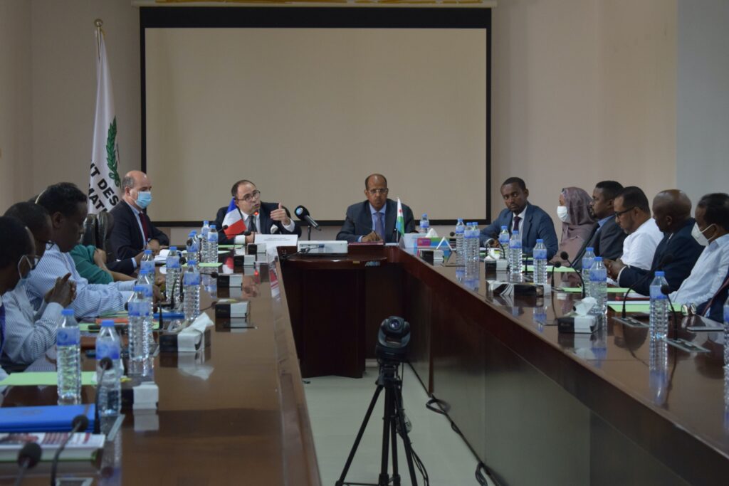 Remise des diplômes de la formation Géopolitique et prospective à distance à Djibouti
