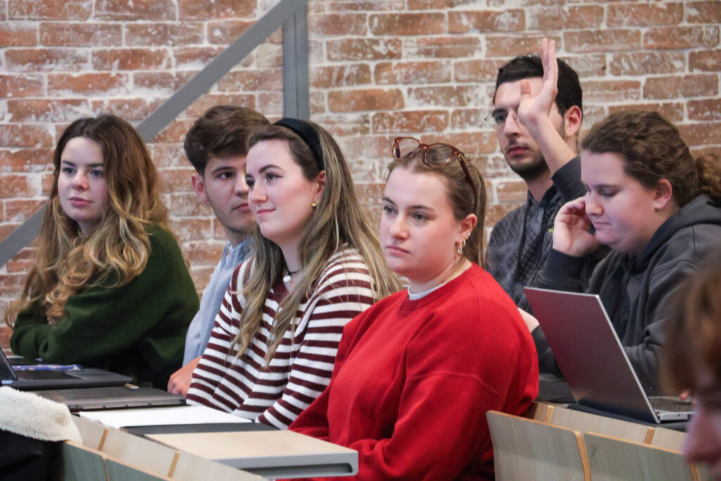 Hélène Conway-Mouret à IRIS Sup’ : renforcer la base industrielle de défense européenne