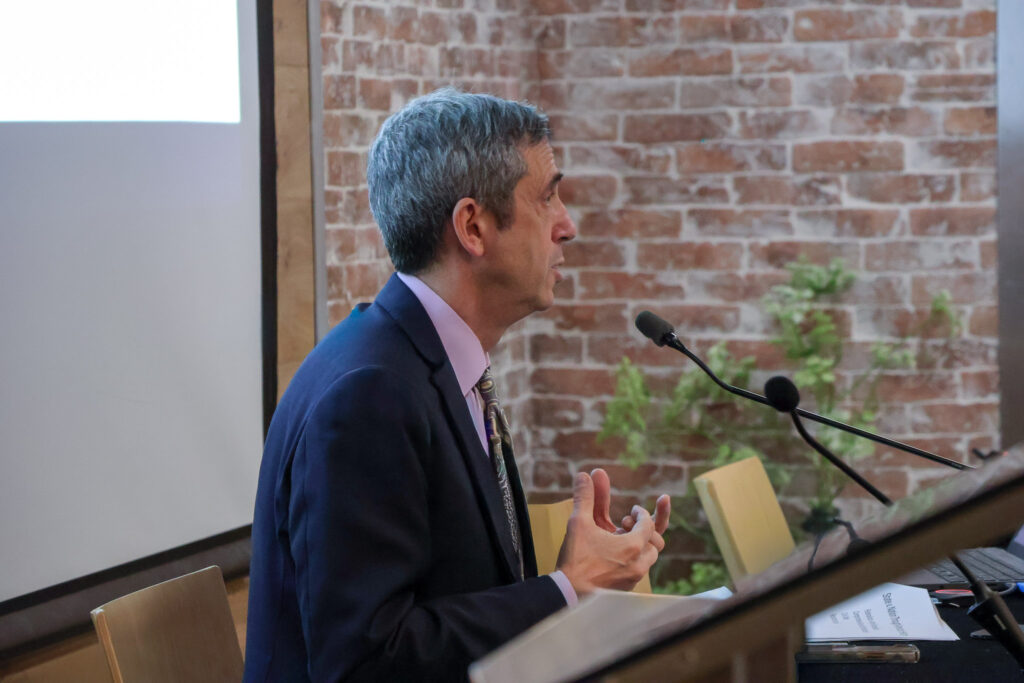 De Columbia à IRIS Sup' : Lincoln A. Mitchell analyse la crise de la démocratie américaine