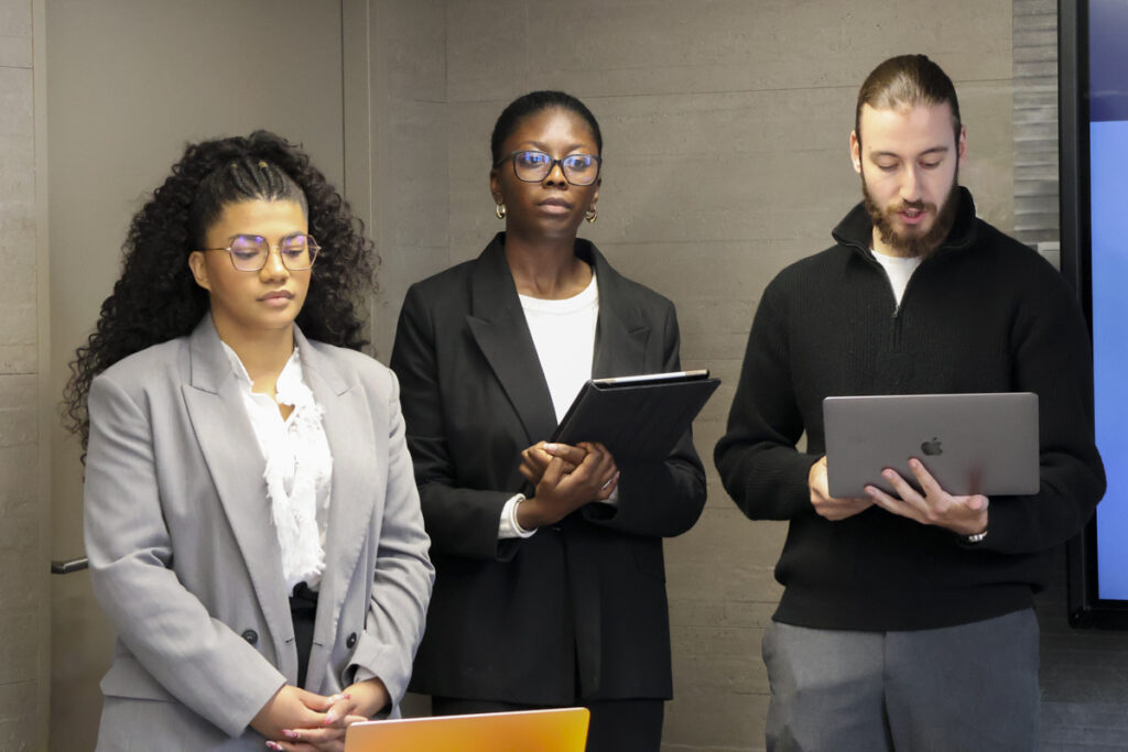 Les étudiantes et étudiants de GéoPro présentent leurs rapports d'analyse