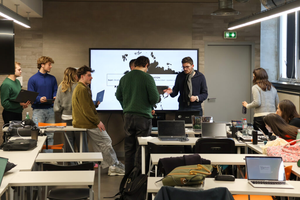 Simulations pour les étudiants en GEOECO et DEFSEC