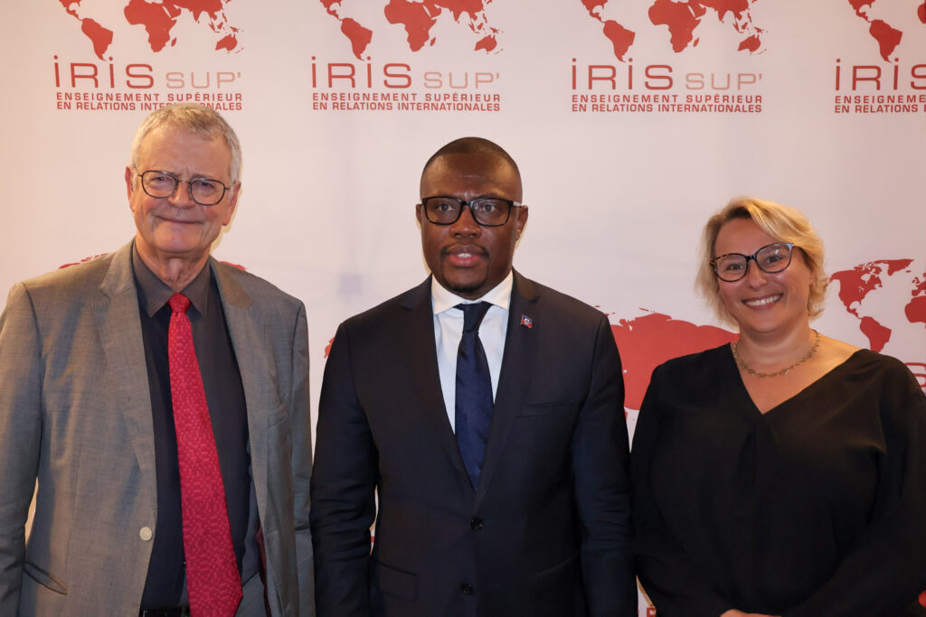 Comprendre Haïti à travers le regard de son ambassadeur en France