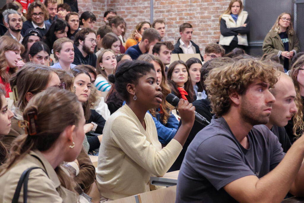 Alain Juppé à IRIS Sup’ : l’espérance comme boussole dans un monde en recomposition