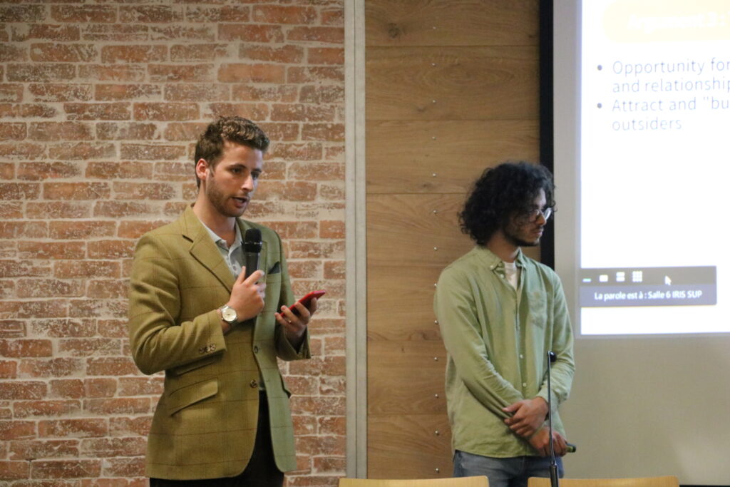 Les étudiants Géoéco présentent leurs projets consultant junior (PCJ) devant un jury de professionnels