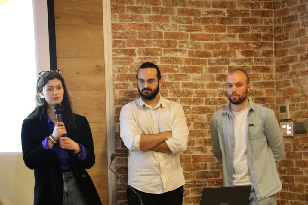 Les étudiants Géoéco présentent leurs projets consultant junior (PCJ) devant un jury de professionnels