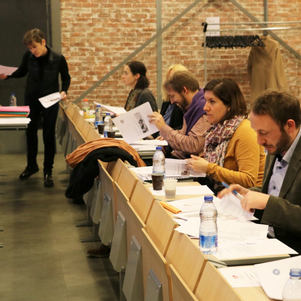 Les étudiants RPI présentent leurs projets devant les ONG