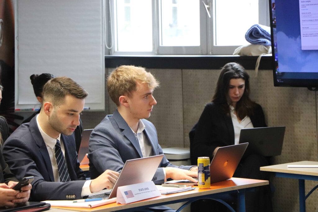 Journée de simulation des négociations internationales pour les RI1 présentiels !