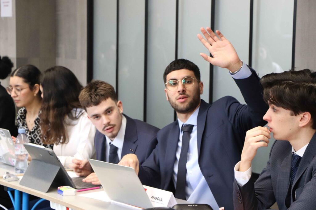 Journée de simulation des négociations internationales pour les RI1 présentiels !