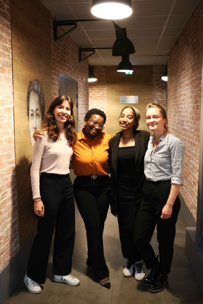 Les étudiantes et étudiants de deuxième année en présentiel passent à l'oral !