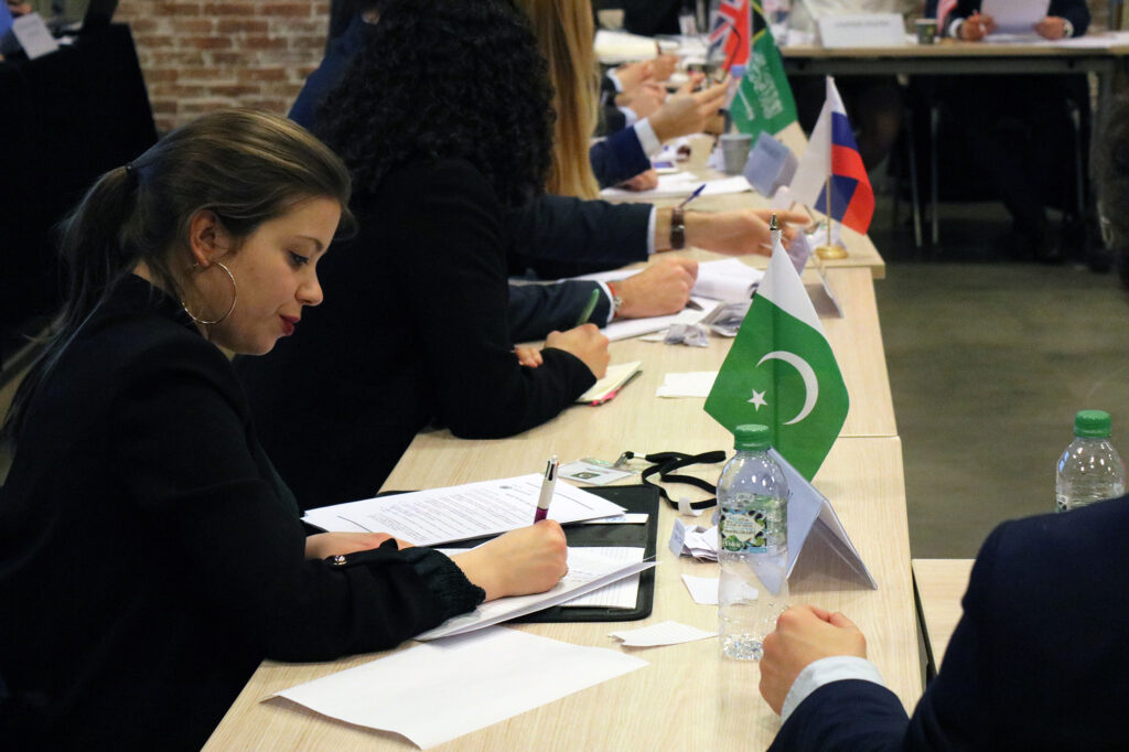 Exercice de simulation de négociation internationale pour la promotion Géopolitique et prospective