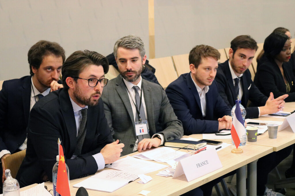 Exercice de simulation de négociation internationale pour la promotion Géopolitique et prospective