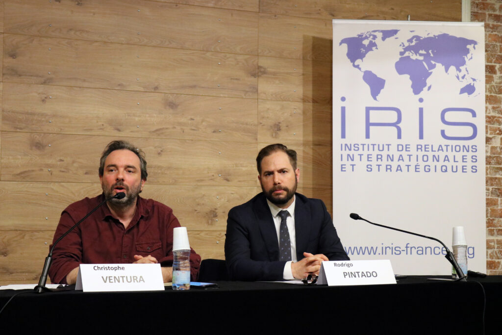 Rencontre-débat autour de Rodrigo Pintado devant les étudiants IRIS Sup'