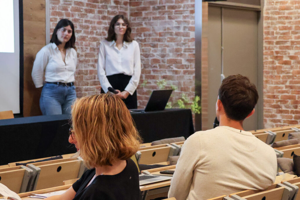 Présentation des projets des étudiants MPI devant un jury de professionnels