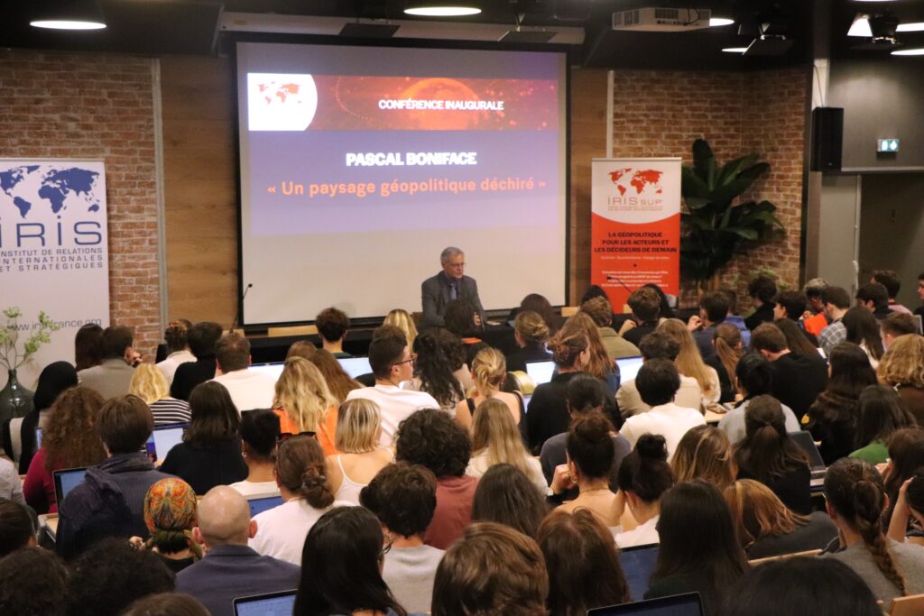 Pascal Boniface dresse le portrait d’un paysage géopolitique déchiré lors de sa conférence inaugurale