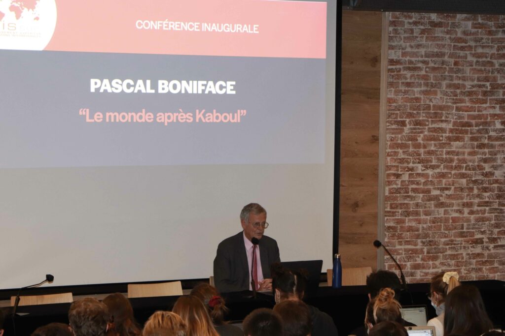 Conférence inaugurale autour de Pascal Boniface, directeur de l'IRIS