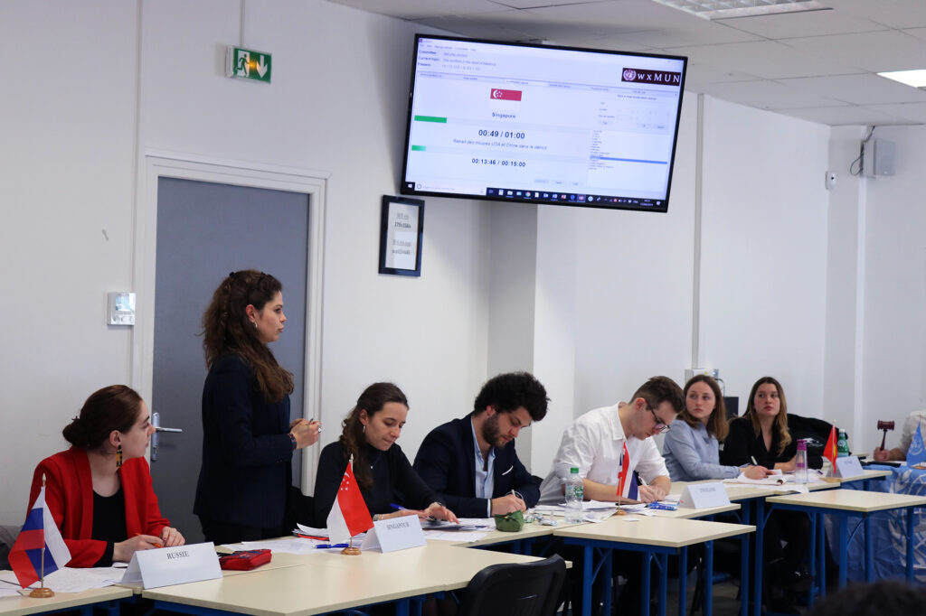 Exercice de simulation de négociation internationale pour les étudiants de 1e année