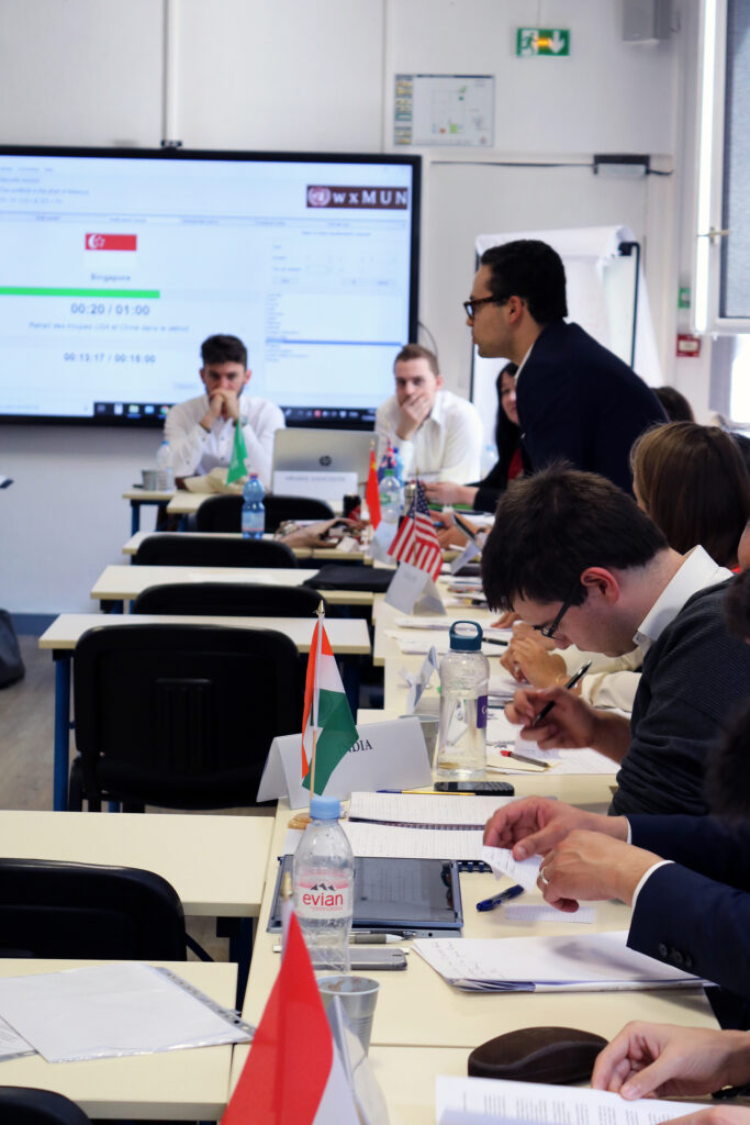 Exercice de simulation de négociation internationale pour les étudiants de 1e année