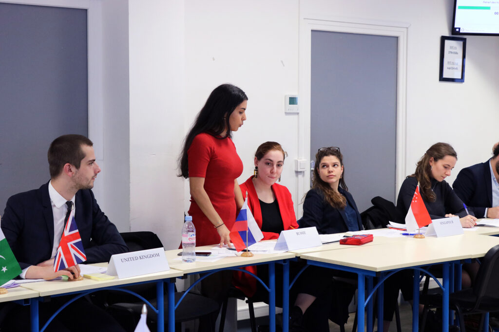 Exercice de simulation de négociation internationale pour les étudiants de 1e année